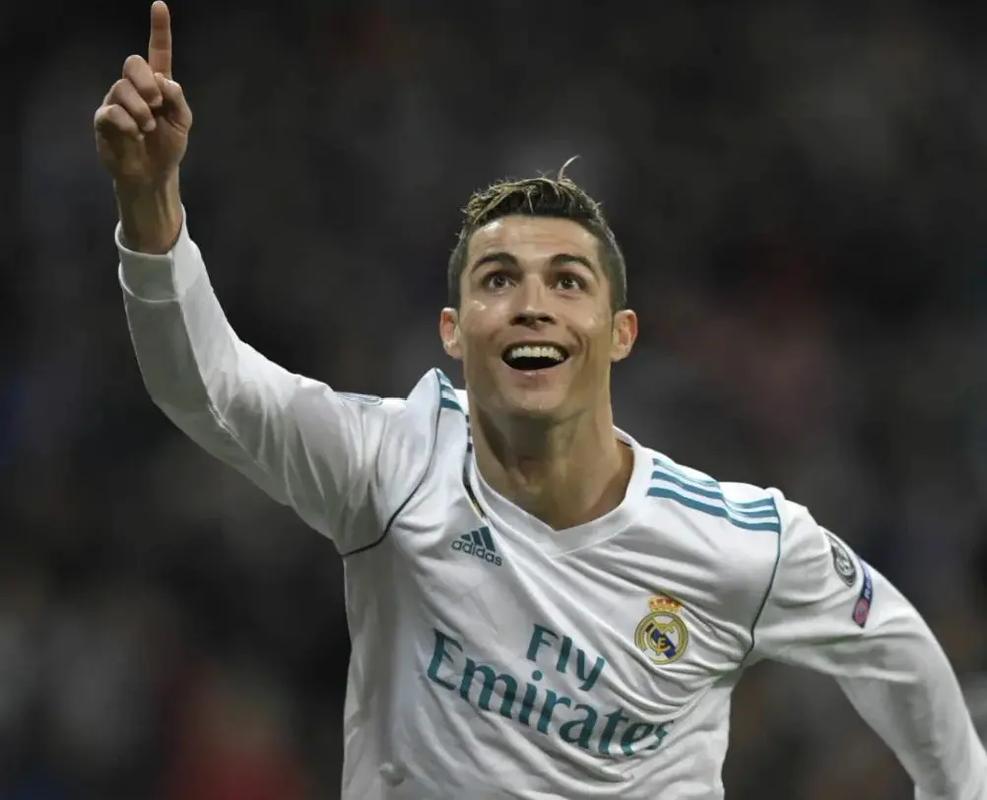 无声赛场超热血！聋人篮球开赛，这些操作太圈粉（静默赛场燃爆全场！听障篮球揭幕，这些高能操作太吸粉）