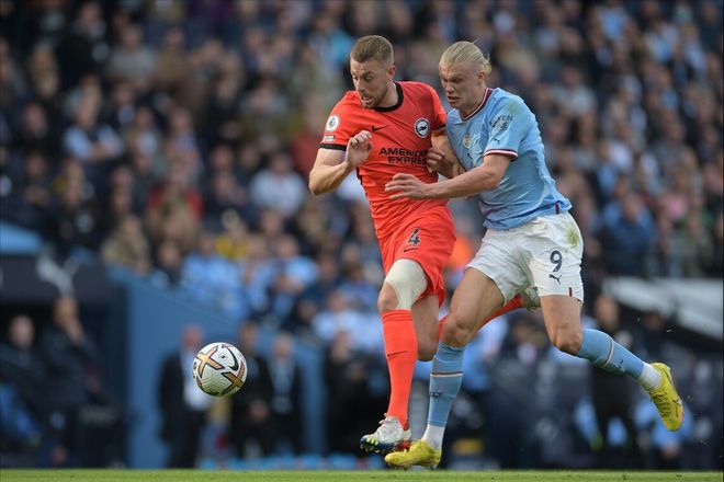 国安新援首秀进球锁定平局（国安新援首秀建功，确保球队战平）