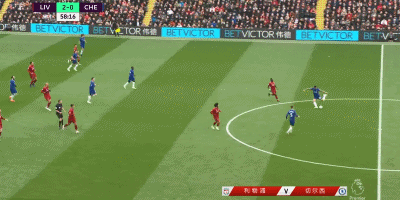 斯普利特：我们正在练习不同的防守策略，大家精神状态都很好（斯普利特：多套防守方案同步演练，球队士气正佳）