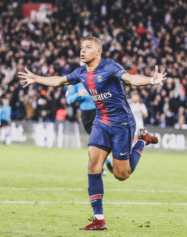 半场：町田泽维亚2-0神户胜利船，相马勇纪破门，藤尾翔太建功（半场战报：町田泽维亚2比0领先神户胜利船，相马勇纪先开纪录，藤尾翔太再下一城）