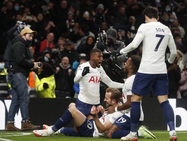 柏林联vs拜仁：凯恩领衔，奥利塞、迪亚斯、格纳布里出战（柏林联合对阵拜仁：凯恩领军，奥利塞、迪亚斯、格纳布里齐出场）