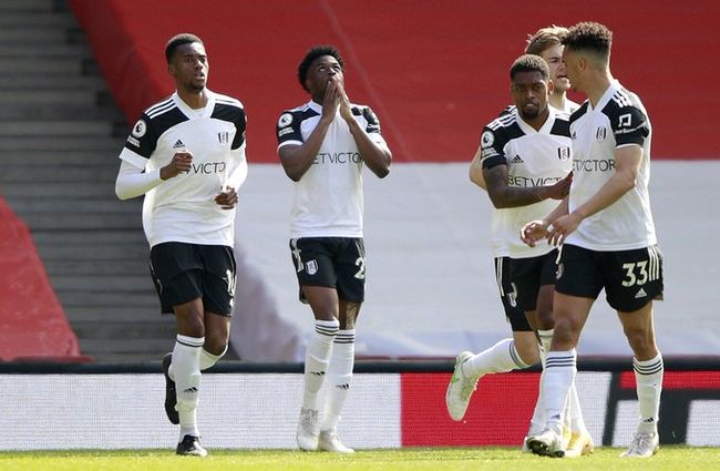 米体：伊尔迪兹的续约谈判因薪水问题陷入僵局，众豪门虎视眈眈（米体：薪资分歧致伊尔迪兹续约停滞，多家豪门紧盯其动向）